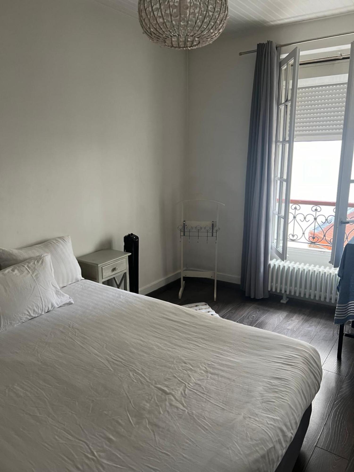 Appartement Le Nid Douillet En Plein Centre à Levallois-Perret Extérieur photo