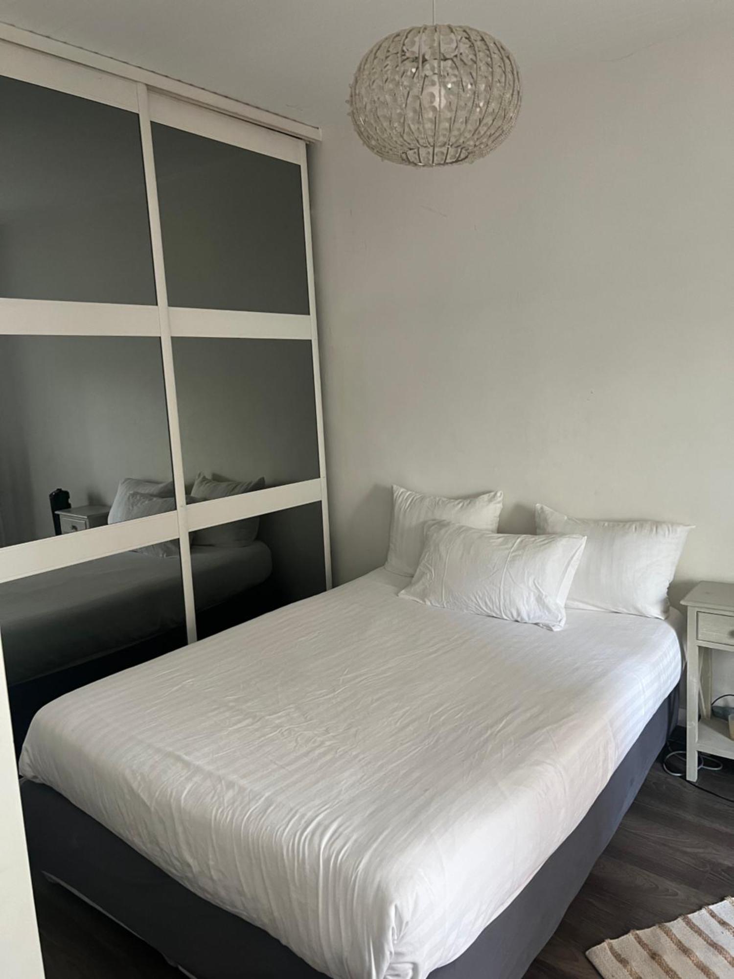 Appartement Le Nid Douillet En Plein Centre à Levallois-Perret Extérieur photo